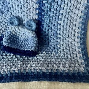 **SALE Baby blanket and hat set crochet